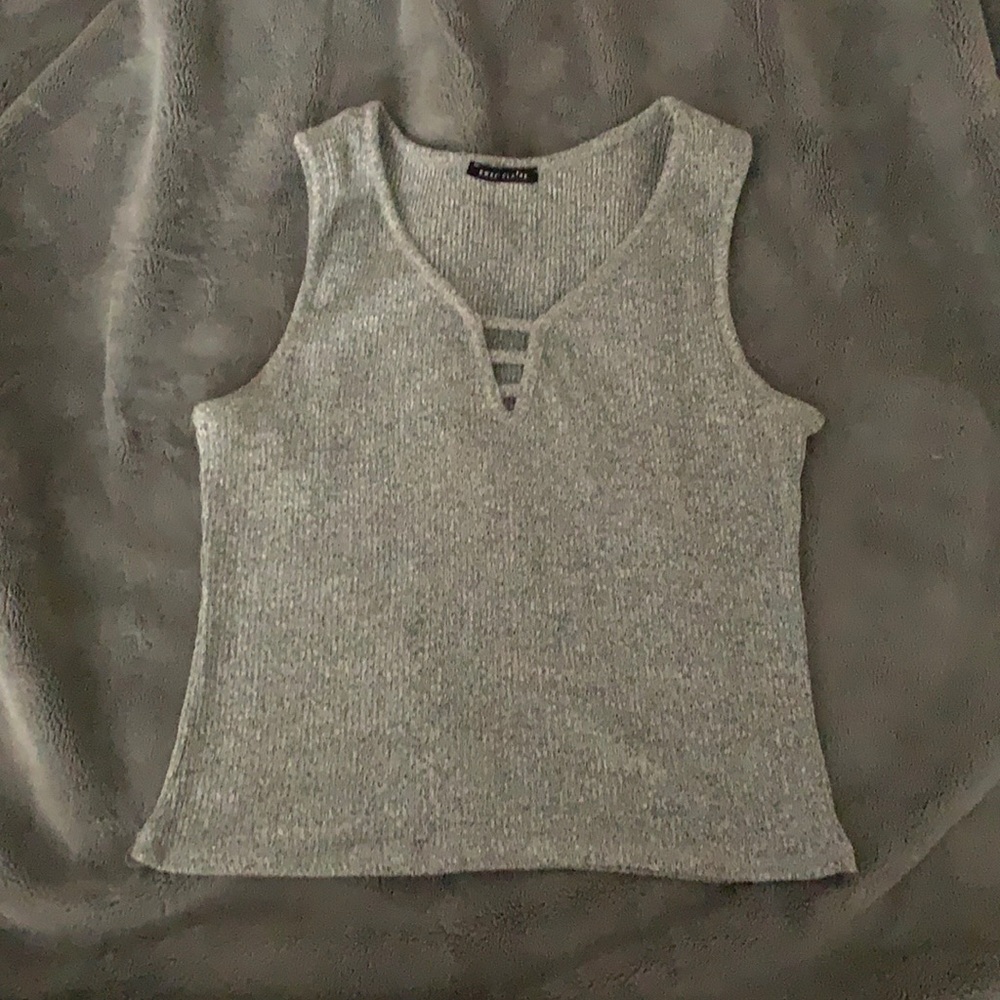 Grey knit crop top